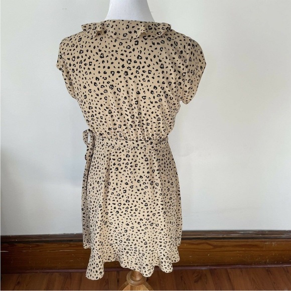 NWT Aritzia Sunday Best Savoy Tan Black Leopard Ruffle Wrap Dress - Picture 4 of 5
